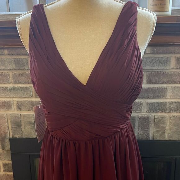 BHLDN - Anthropologie Angie Burgundy
Dress - Picture 3 of 6